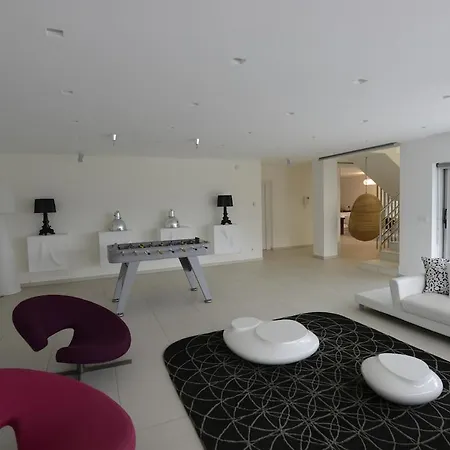 Luxury In The Vigo Estuary