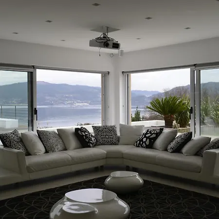 Luxury In The Vigo Estuary * Pontevedra
